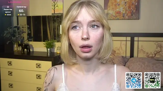 ShanelTunon online show from December 5, 7:10 pm