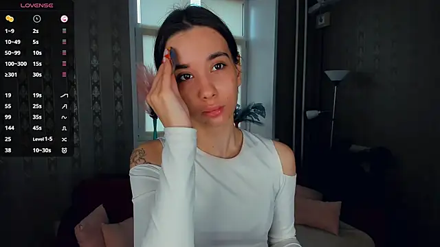 JacalynSchreiber online show from November 25, 10:04 am