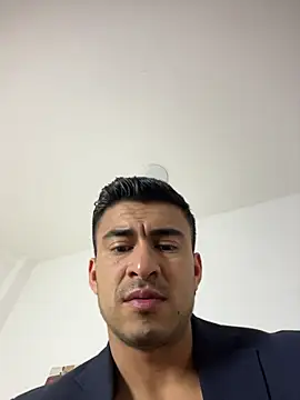 Chris Clarck online show from December 4, 7:55 pm