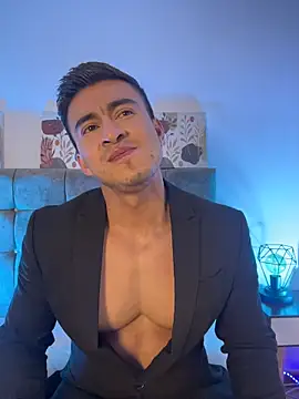 Chris Clarck online show from February 3, 12:10 pm