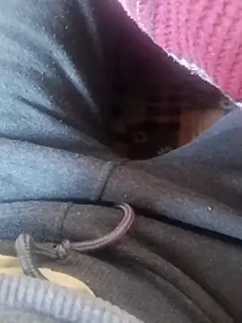 Snapshot of julifer_ chatting on November 15, 12:45 pm julifer online show from November 15, 12:45 pm