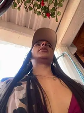 Brunettecollins05 online show from February 7, 5:27 pm