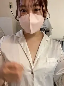 Snapshot of reika33 chatting on January 17, 12:37 am reika33 online show from January 17, 12:37 am