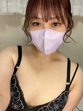 Snapshot of reika33 chatting on March 26, 3:50 pm reika33 online show from March 26, 3:50 pm