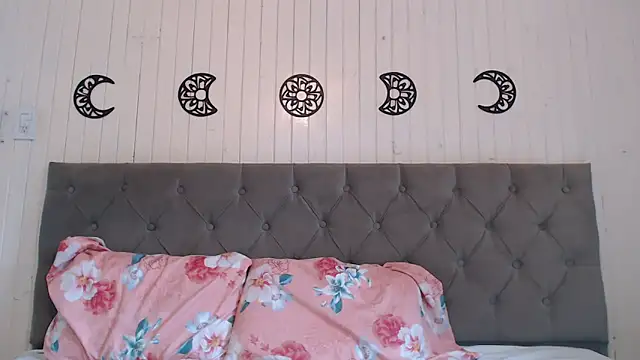 mickystrumia23 online show from March 17, 6:44 pm