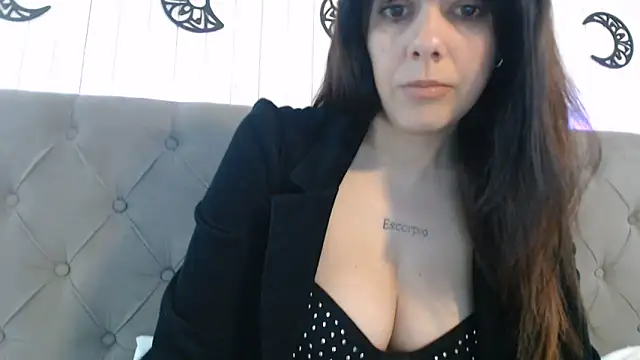 Snapshot of mickystrumia23 chatting on June 21, 2:08 pm mickystrumia23 online show from June 21, 2:08 pm