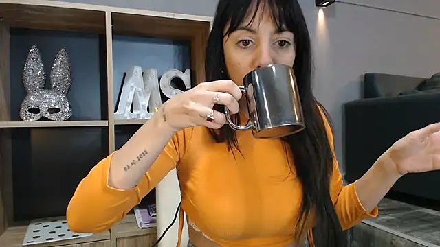 Snapshot of mickystrumia23 chatting on July 10, 6:10 pm mickystrumia23 online show from July 10, 6:10 pm