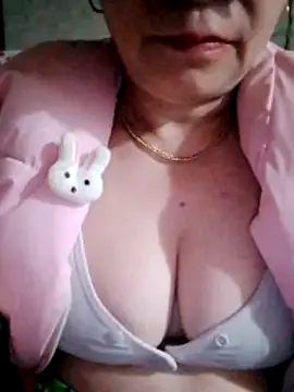 small-house123 online show from February 9, 12:14 am