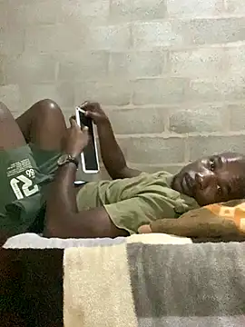 Ndodemnyamaxh online show from November 9, 7:45 pm