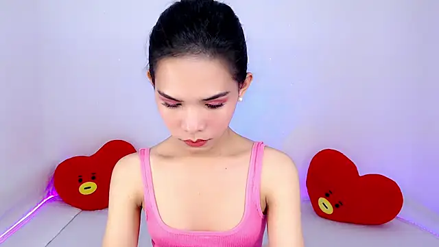 Snapshot of ursexydelancy_ chatting on February 18, 10:17 pm ursexydelancy online show from February 18, 10:17 pm