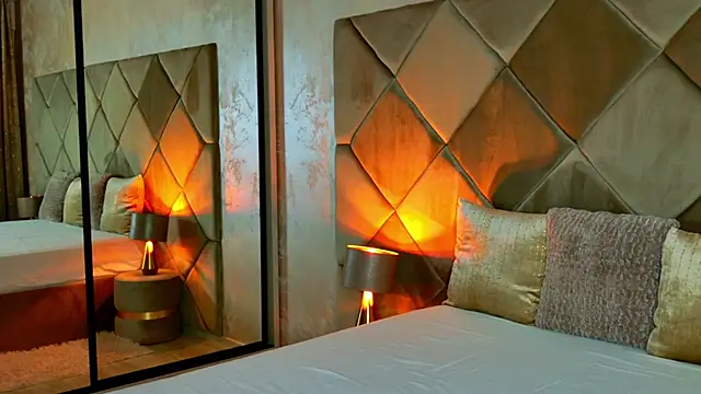 Myla-b online show from March 15, 8:04 pm