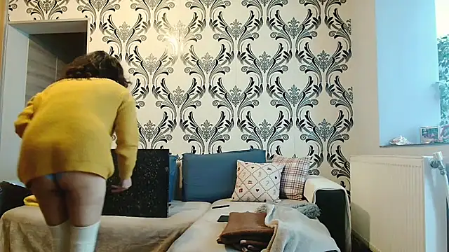 CharmingPearl online show from December 22, 7:27 am