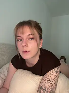 Snapshot of LisaFreierxx chatting on May 22, 4:12 pm LisaFreierxx online show from May 22, 4:12 pm