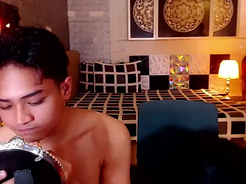 AthisaMooreTS online show from November 24, 6:46 am