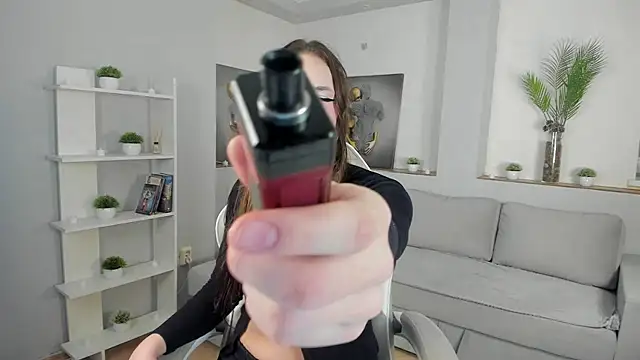 MadisonMongomeri online show from November 12, 9:10 am