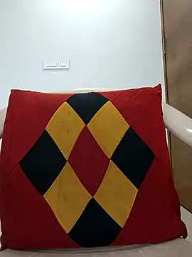 Snapshot of funnyboy_069 chatting on February 5, 5:23 am funnyboy 069 online show from February 5, 5:23 am