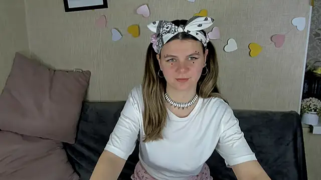 Snapshot of Zorianaa chatting on May 4, 8:38 pm Zorianaa online show from May 4, 8:38 pm