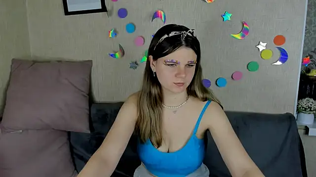 Snapshot of Zorianaa chatting on May 19, 8:48 pm Zorianaa online show from May 19, 8:48 pm