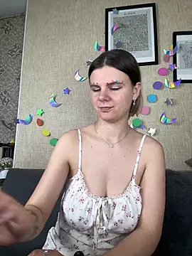 Snapshot of Zorianaa chatting on May 25, 9:10 pm Zorianaa online show from May 25, 9:10 pm