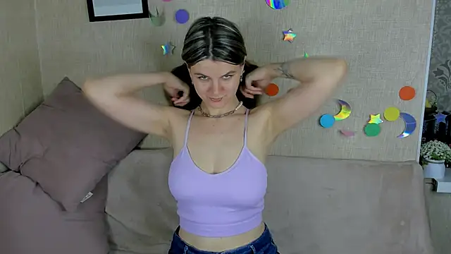 Snapshot of Zorianaa chatting on June 22, 8:50 pm Zorianaa online show from June 22, 8:50 pm