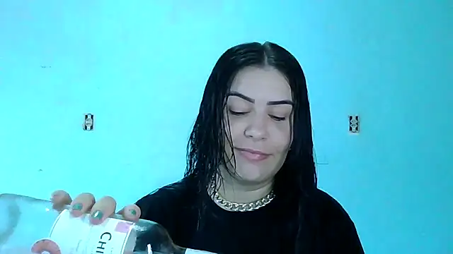 Snapshot of Allyardosia chatting on March 31, 9:04 pm Allyardosia online show from March 31, 9:04 pm