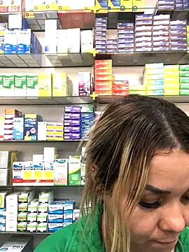 Snapshot of imoly_ chatting on November 11, 6:19 pm imoly online show from November 11, 6:19 pm