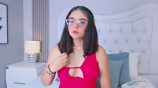 ScarlettPetrova online show from June 10, 11:20 am