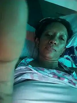 Snapshot of Aaliya_BigBoobs_ chatting on November 1, 7:05 pm Aaliya BigBoobs online show from November 1, 7:05 pm