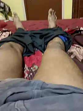 Snapshot of parth08raj chatting on November 19, 2:00 am parth08raj online show from November 19, 2:00 am