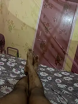 Snapshot of parth08raj chatting on June 4, 11:11 pm parth08raj online show from June 4, 11:11 pm