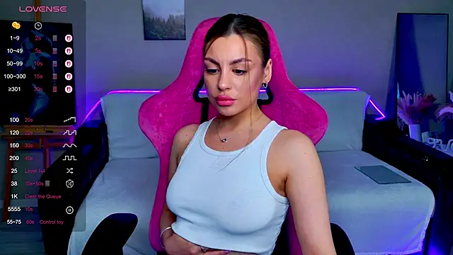 KristyDolly online show from January 7, 5:21 am