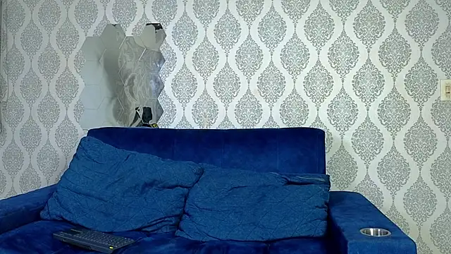 Snapshot of Boy_savoy chatting on November 24, 7:19 am Boy savoy online show from November 24, 7:19 am