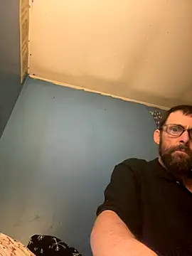 Snapshot of bigdaddyandqueenn chatting on November 7, 11:49 pm bigdaddyandqueenn online show from November 7, 11:49 pm