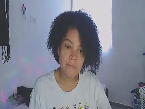 Snapshot of shayna_cute chatting on May 31, 8:10 pm shayna cute online show from May 31, 8:10 pm