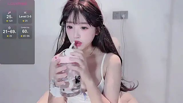 Yaiyigirl online show from November 7, 4:29 pm