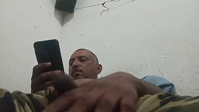 negrocomomisuerte online show from November 15, 8:11 am