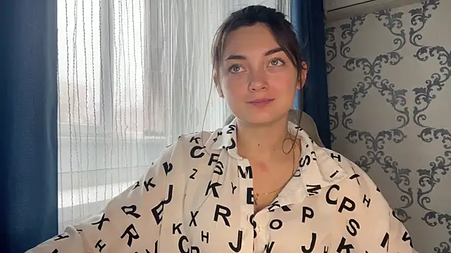 TwotyBright online show from November 28, 8:06 am