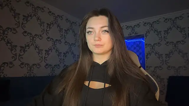 TwotyBright online show from February 19, 4:08 am