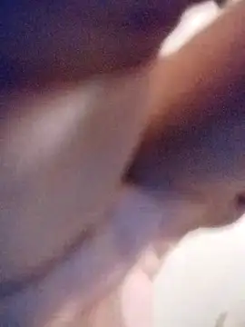 m8je online show from November 17, 10:15 pm