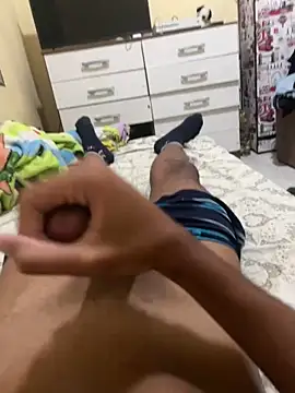 Snapshot of Novinhode18__ chatting on December 4, 4:00 am Novinhode18 online show from December 4, 4:00 am