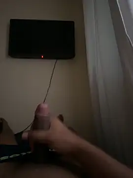 Snapshot of Novinhode18__ chatting on April 16, 7:36 pm Novinhode18 online show from April 16, 7:36 pm