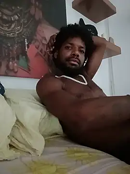 Snapshot of Angel23cm1 chatting on July 23, 8:01 am Angel23cm1 online show from July 23, 8:01 am