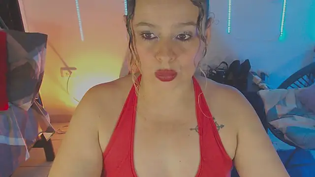 Snapshot of katjohanna chatting on May 22, 3:46 am katjohanna online show from May 22, 3:46 am