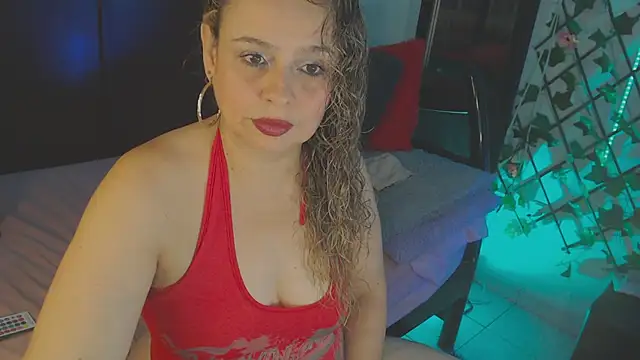 Snapshot of katjohanna chatting on July 30, 4:22 am katjohanna online show from July 30, 4:22 am