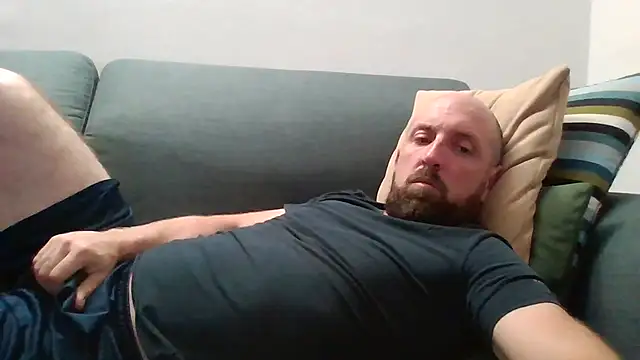 luca beech88 online show from May 19, 6:25 pm