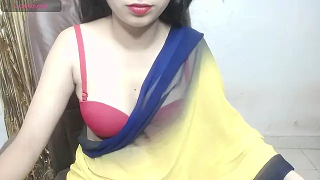 Snapshot of horneyworld007 chatting on May 30, 10:23 am horneyworld007 online show from May 30, 10:23 am