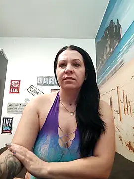 SugarDiamonds online show from February 10, 7:23 am