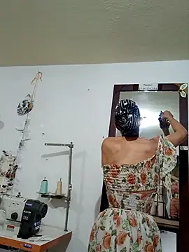 PaulinaLondra2 online show from November 10, 1:54 pm