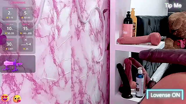 Snapshot of sweetyblowjob19_ chatting on November 7, 10:59 am sweetyblowjob19 online show from November 7, 10:59 am