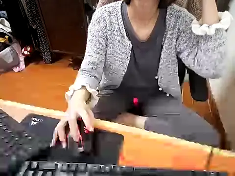 Snapshot of ---Lusi03--- chatting on February 7, 3:38 pm ---Lusi03--- online show from February 7, 3:38 pm